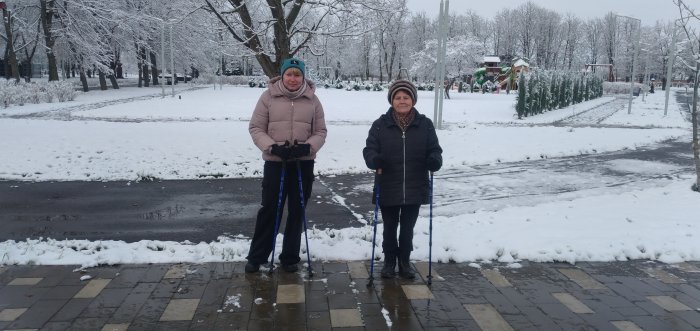 Скандинавская ходьба даже в гололед